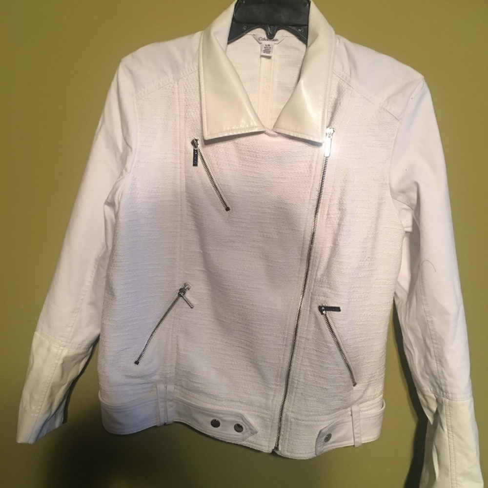 Perowned female jacket
